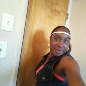 Meet your Posher, Shantel